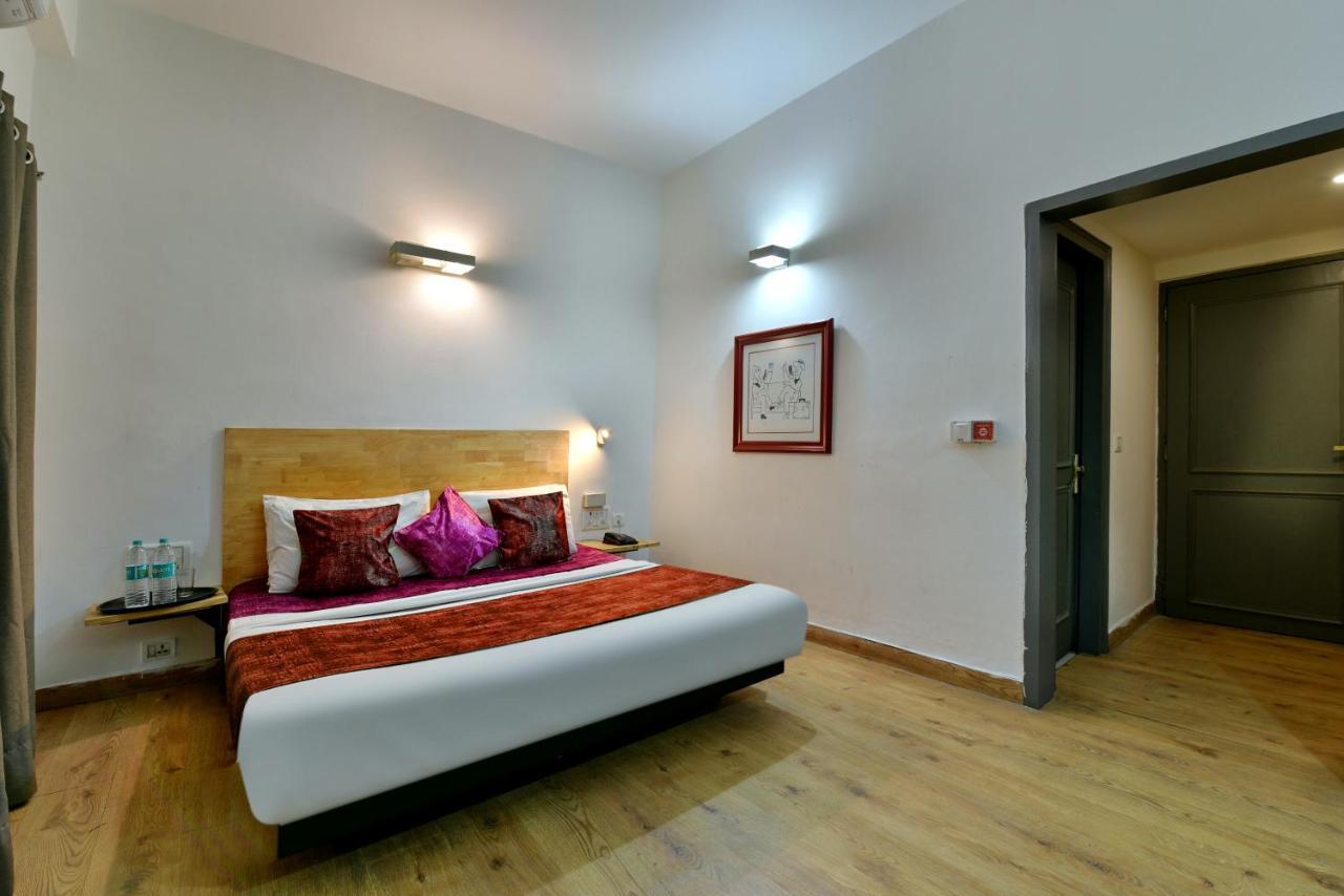 Divine Inn Couple Friendly Hotel Near Sector 51 Metro Station Noida Exterior foto