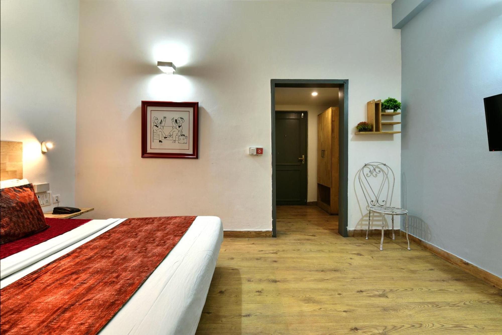 Divine Inn Couple Friendly Hotel Near Sector 51 Metro Station Noida Exterior foto